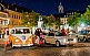Historische Fahrzeuge transportierten die Besucher vom Marktplatz zum kom,ma und Statistikamt - und zurück Historische Fahrzeuge transportierten die Besucher vom Marktplatz zum kom,ma und Statistikamt - und zurück