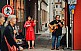 Aus Bamberg kamen LITTLE RADIO mit Geige und Gitarre.  Foto: Marie-Claire Götzinger